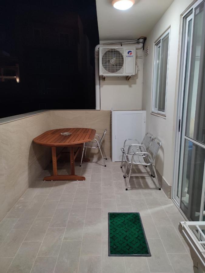 One Bed Room Apartment With Terrace Marsaskala Exterior foto