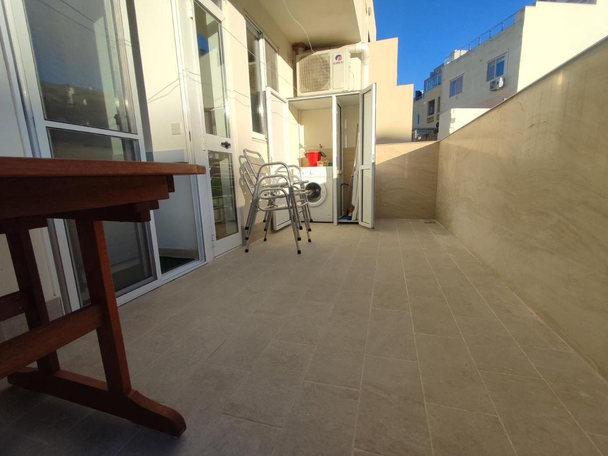 One Bed Room Apartment With Terrace Marsaskala Exterior foto
